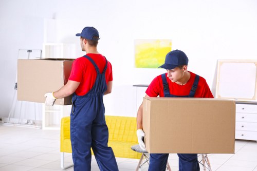Moving van service in London for home and business relocations