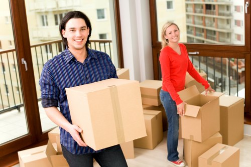Payment and service agreement for a UK house or office move